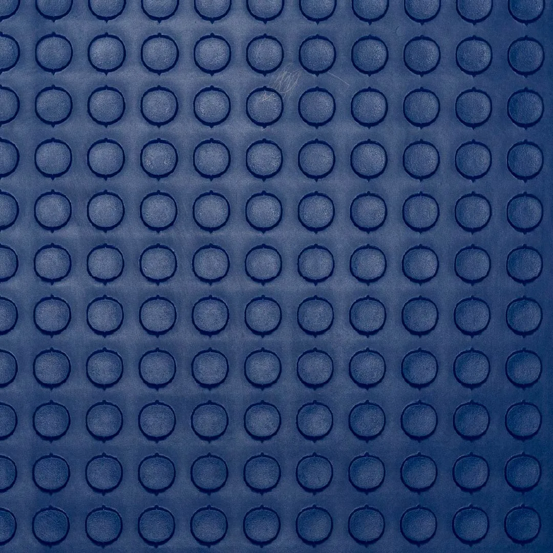 Piso tráfico pesado tachón azul rey